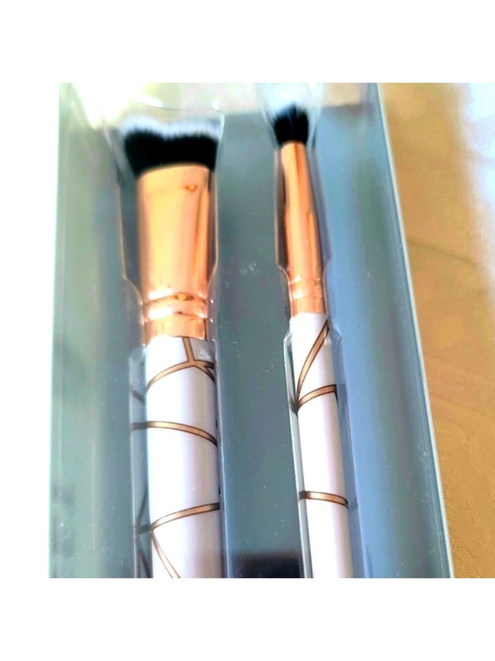 NEW Japonesque Highlight & Contouring Brush Duo